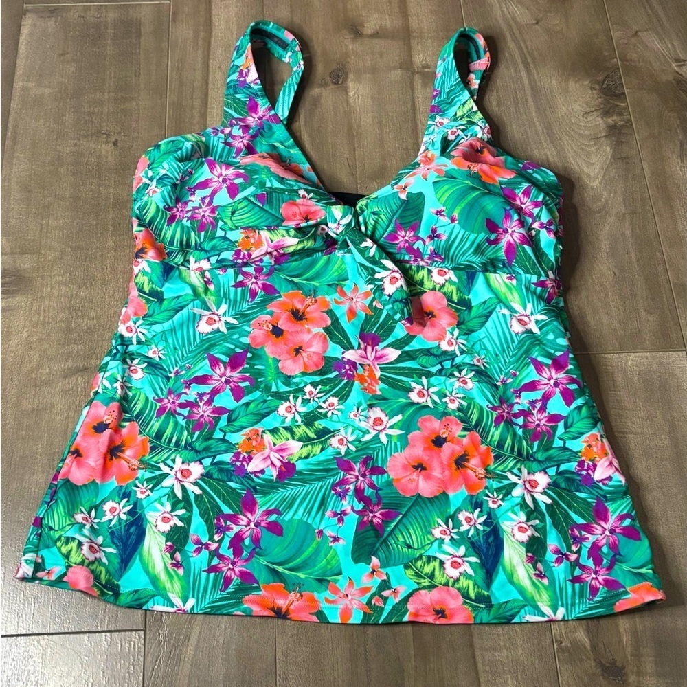✨HOST’S PICK ✨Christina Blue Swimwear Tankini Swim Top